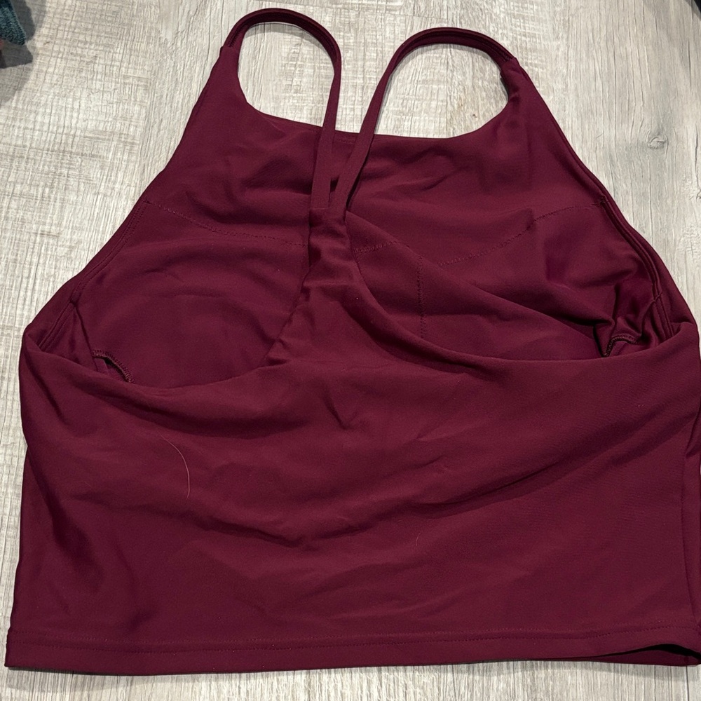 Old Navy Active Maroon Strappy Tank - Picture 3 of 3